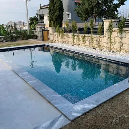 Royal Çeşme
